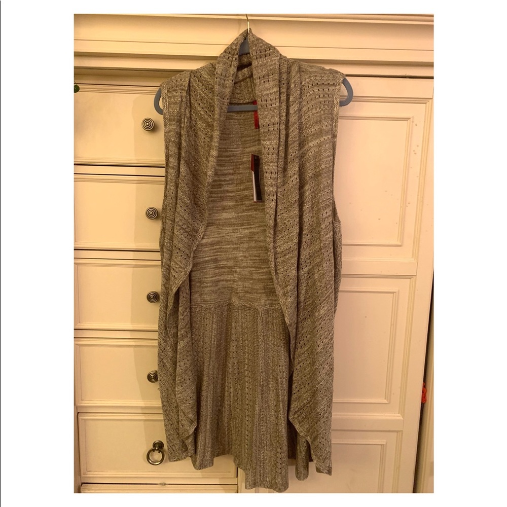 Beige cardigan vest